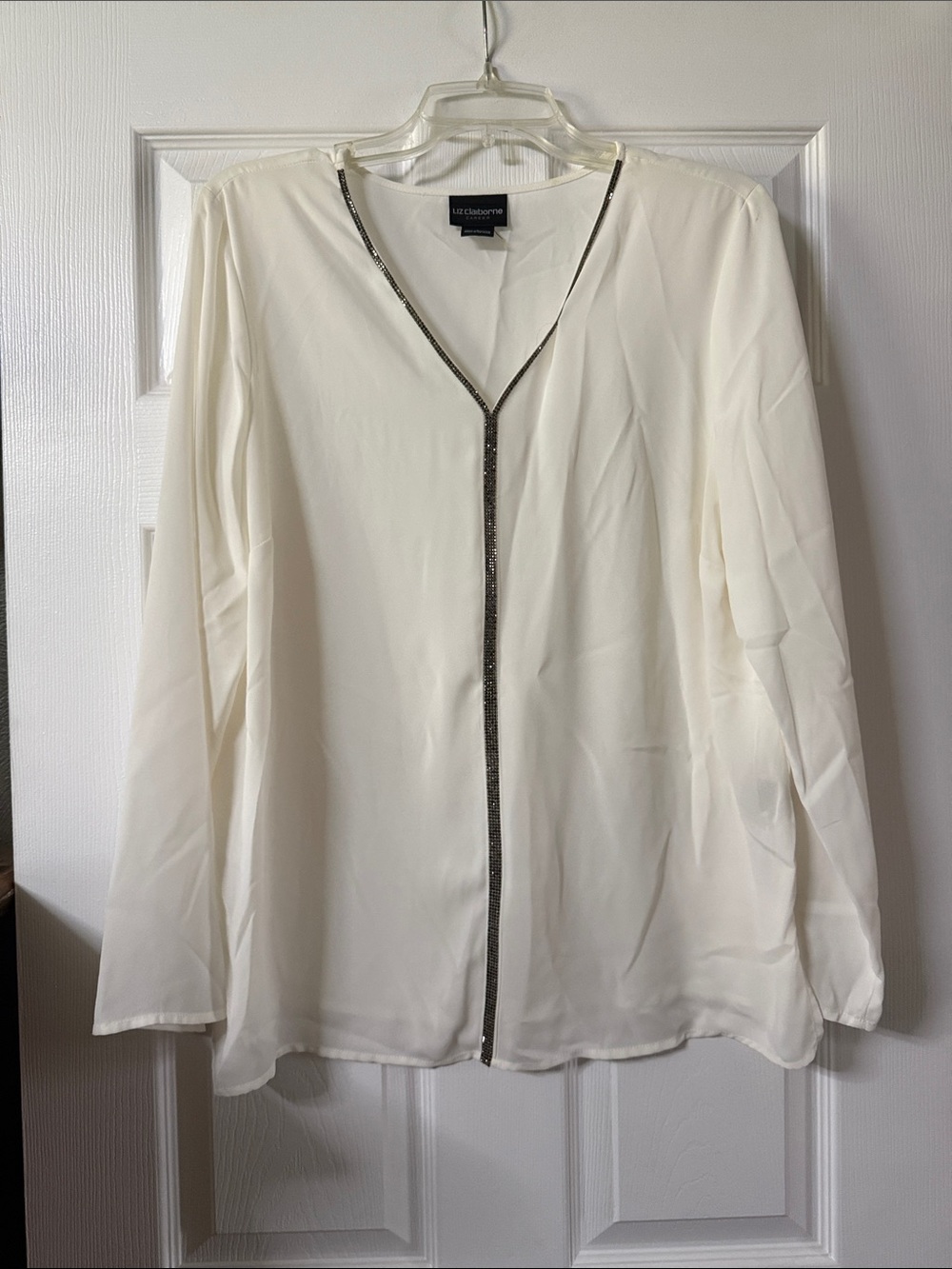 Liz Claiborne Ivory Long-Sleeve V-Neck Blouse with Metallic Trim
